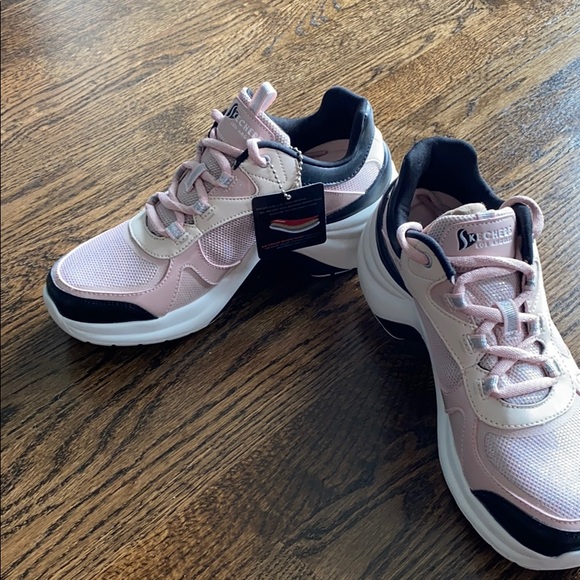 Skechers Shoes - Sketchers  Solei Street Groovy Soles
